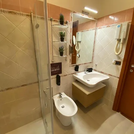 Bed & Breakfast Casa Battisti Messina, Centro Citta E Universita 4*