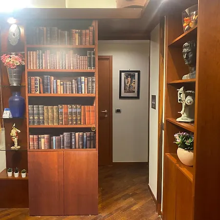 Bed & Breakfast Casa Battisti Messina, Centro Citta E Universita 4*