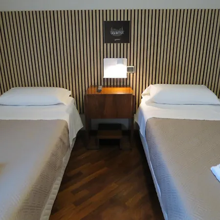 Casa Battisti In Centro Città, Ideale Per Famiglie O Gruppi Bed & Breakfast 3*